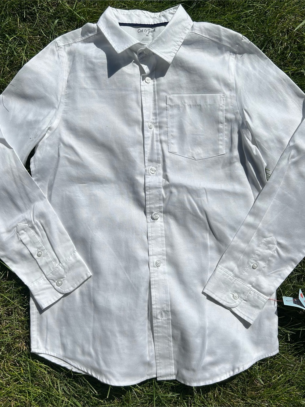 Cat & Jack from Target Boys White Long Sleeve Button Down Shirt Size XL NEW